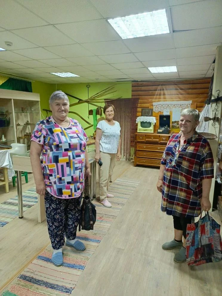 В тихом и живописном поселке Фролищи, овеянном легендами и богатой историей, работает музейная комна