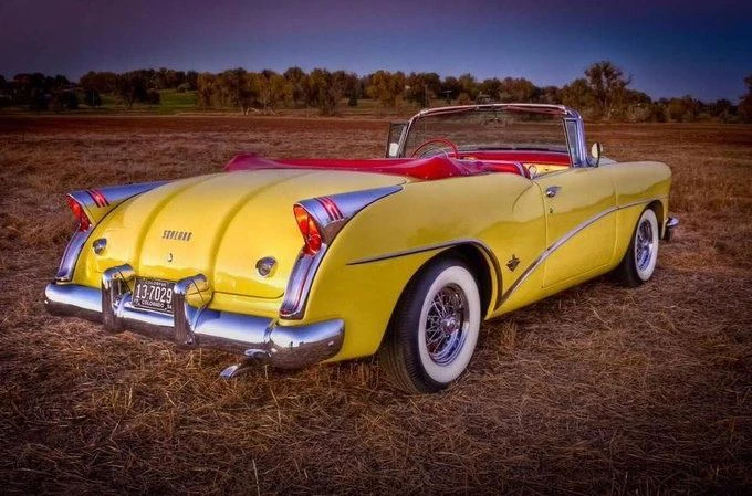 1954 Buick Skylark.
