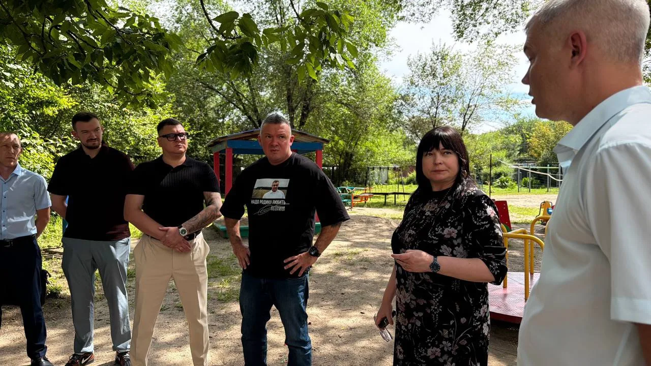 «Буду жаловаться в ЛДПР»: жители Студенческой попросили помощи