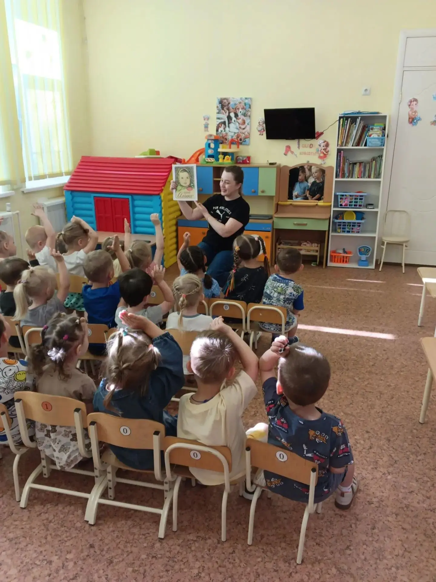 🎉 День шоколада в 13 группе — удался на славу! 🎉

В нашей группе прошёл настоящий праздник вкуса и