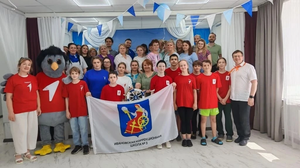 🏆ОДИН В ПОЛЕ НЕ ВОИН🏆

🙎‍♂️🙍Ребята из нашей Ивановской коррекционной школы № 3 на каникулы разъе