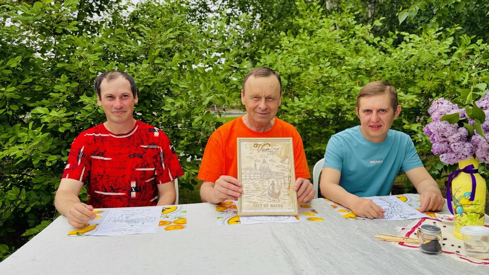 🏡В нашем доме прошёл настоящий творческий час, который организовал один из самых актив...