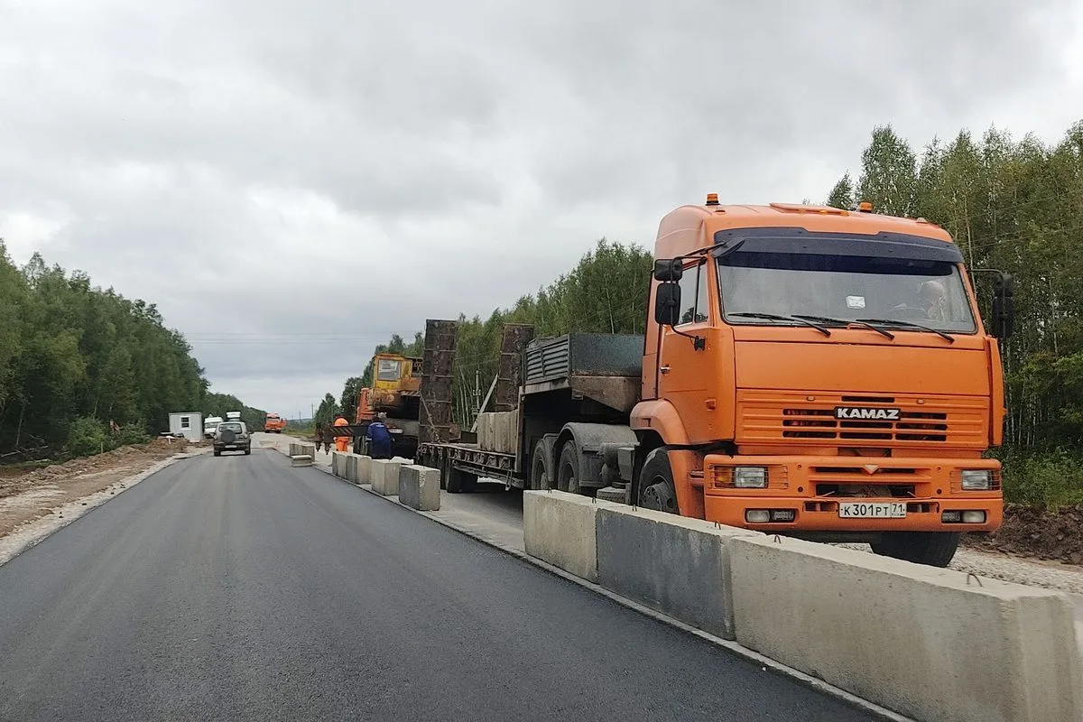 В Тульской области продолжается ремонт автотрасс

Сегодня губернатор Тульской области Дмитрий Миляев