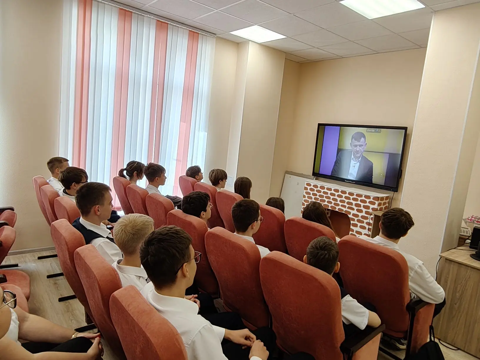 🌟 Мэр Краснодара отвечает на вопросы школьников — уникальный диалог поколений! 🌟  📣 Сегодня состоялс