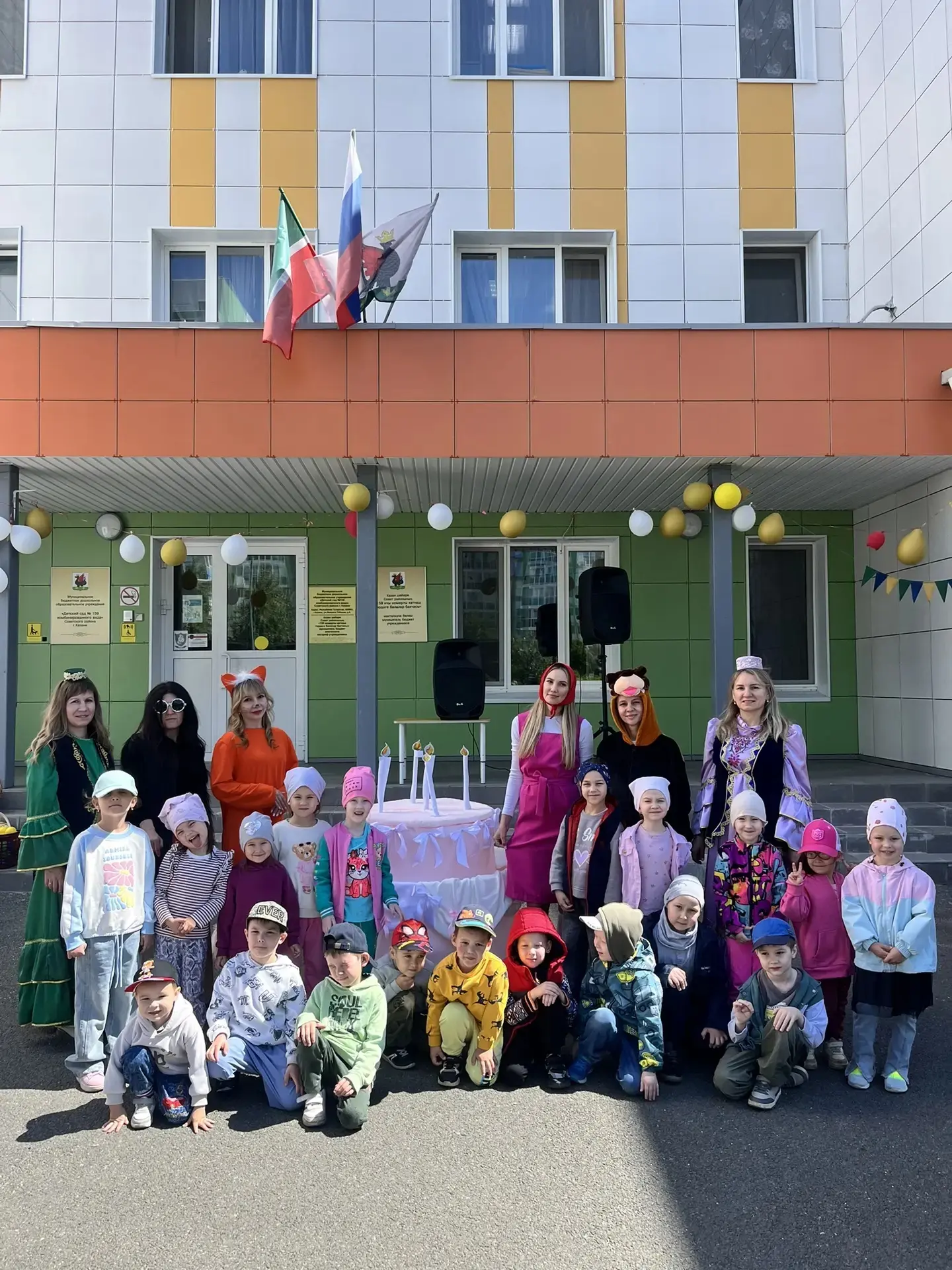 Самый сладкий, шумный и счастливый день в нашем саду! 🎈
Сколько вам лет? - часто спрашивают нас🌞
�
