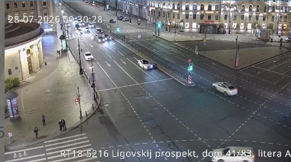 ⚠️ Убрали поворот налево с Лиговского в сторону ул. Гончарная. 

Три ряда теперь прямо, только правы