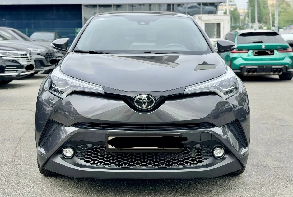 Toyota C-HR без пробега по рф отдам за 1 150 000