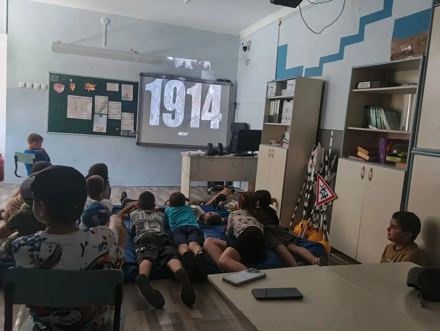 В рамках патриотического воспитания мы организовали в лагере просмотр фильма, который стал участнико