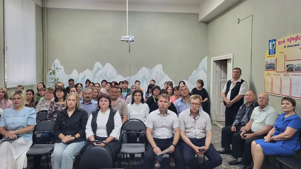 В Духовницком районе 17 июня прошла региональная конференция «Малая Родина — большая лю...