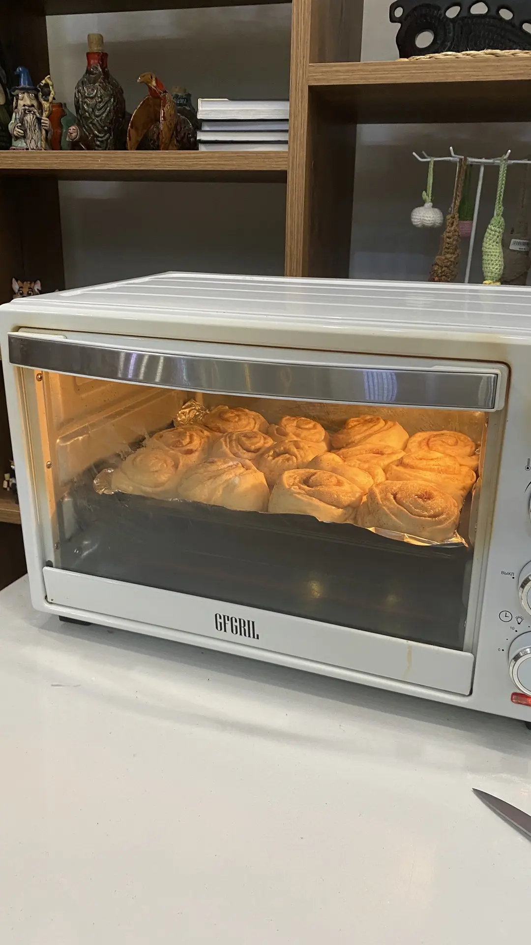 Вы не представляете, какие ароматы сейчас в клубе «Червяк»! 😍😍😍 Пекутся классические...