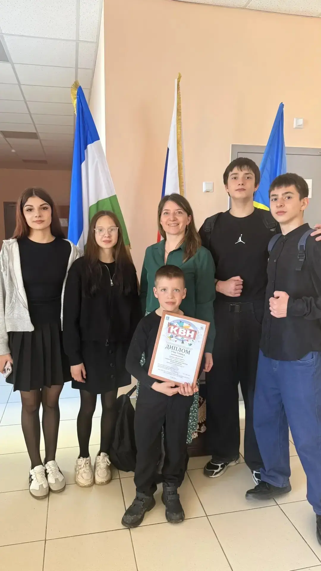 🎉 Наша команда блистала на районной лиге КВН!🎉  Сегодня состоялась районная школьная лига КВН — и на