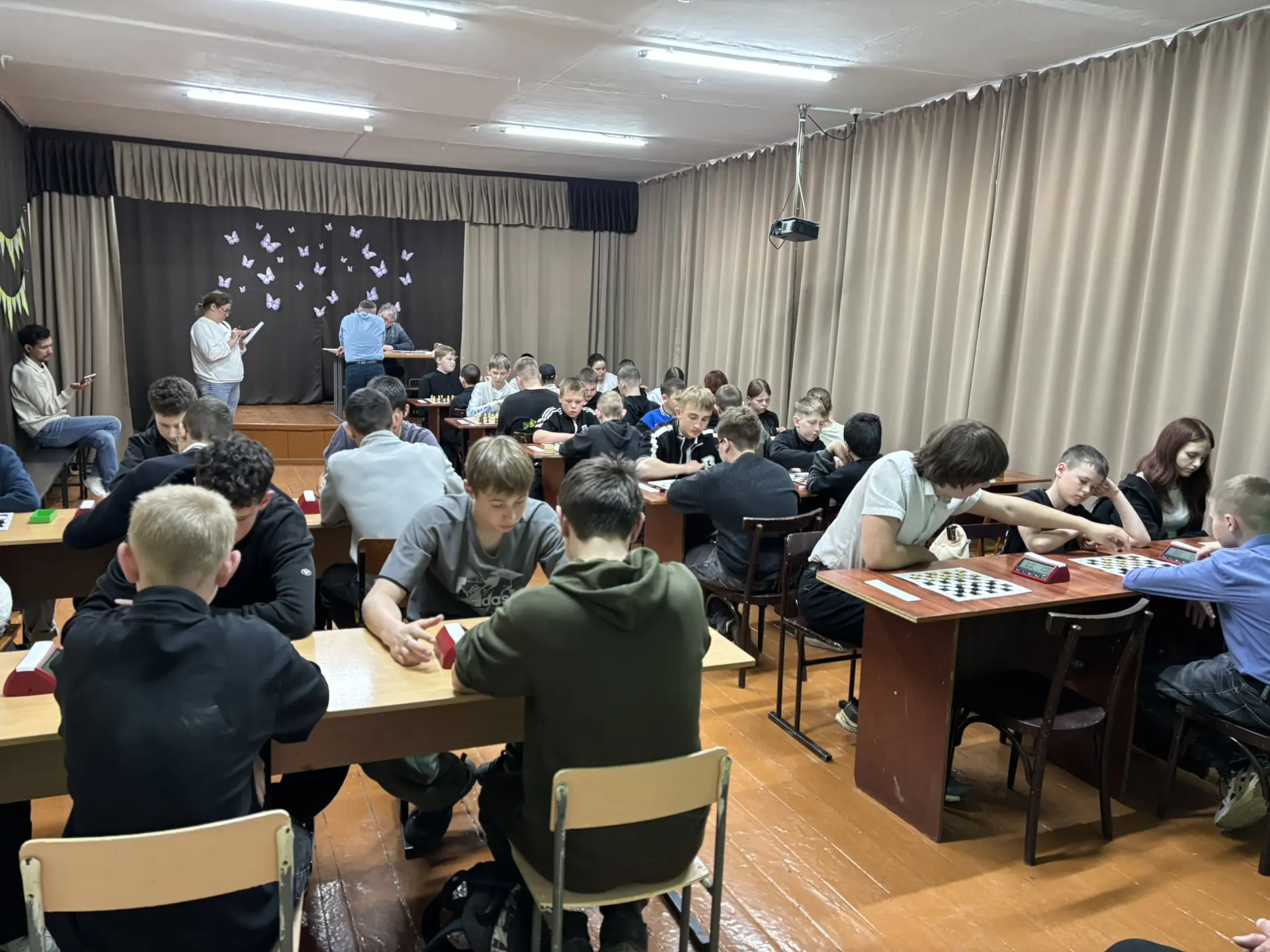 «РУССКИЕ ШАШКИ» в Алтайской ООШ №3!   23 апреля на базе нашей школы состоялись муниципальные соревно