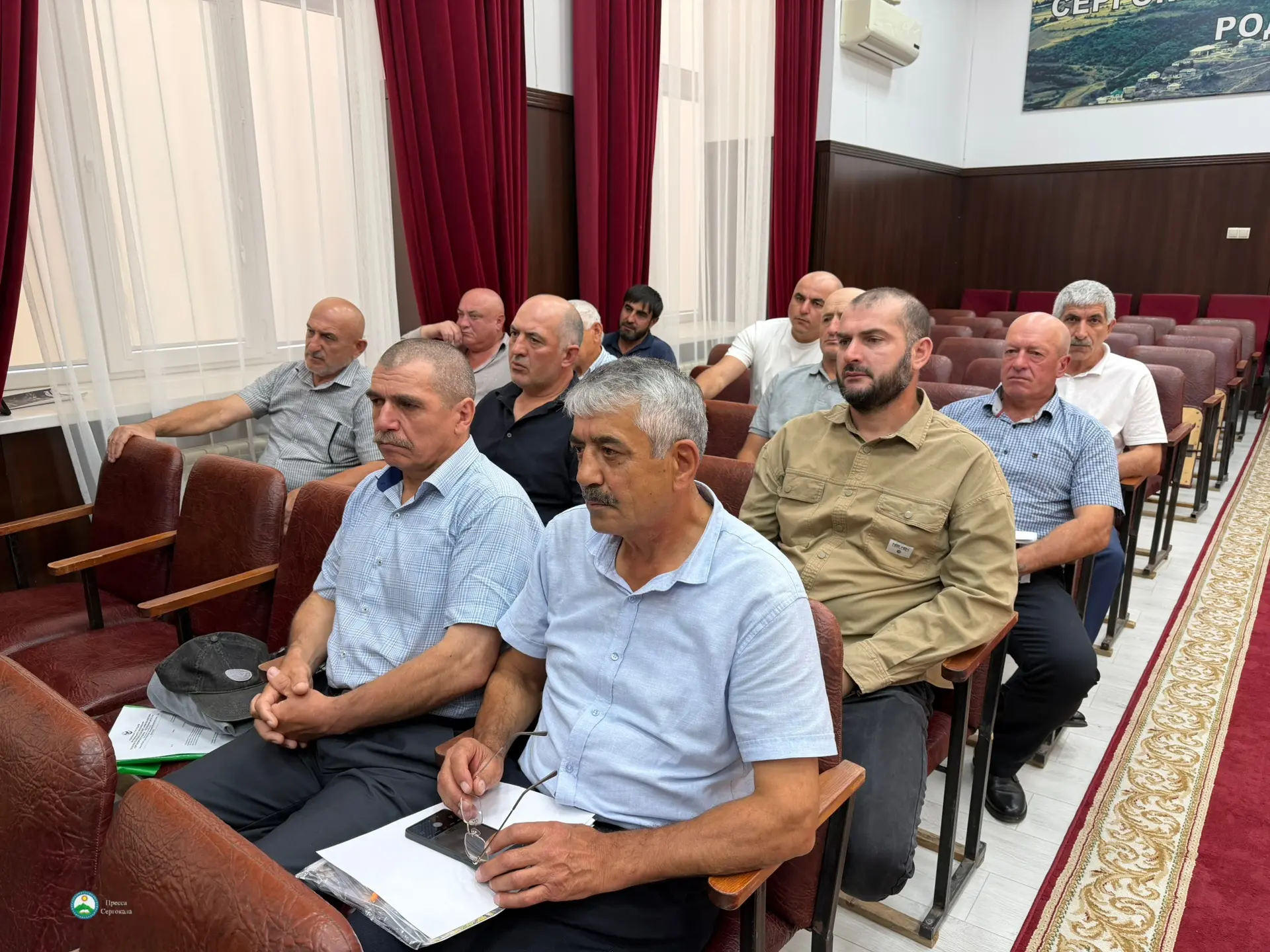В администрации района обсудили вопросы комплектования вооруженных сил по контракту