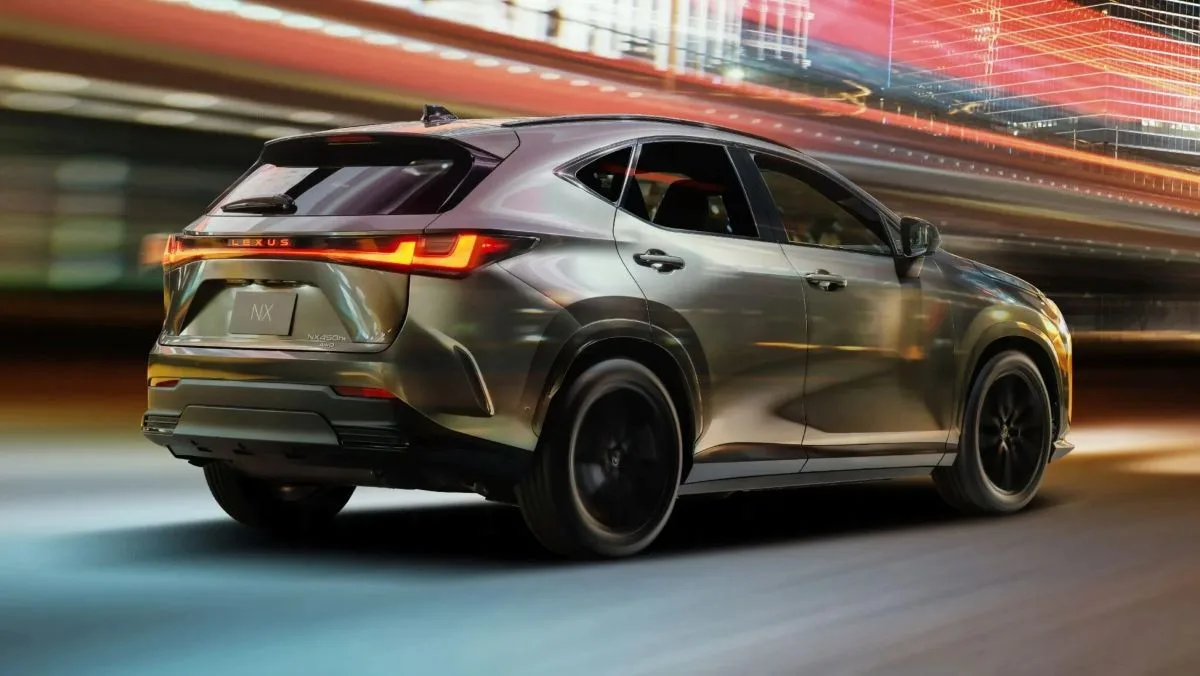 🤔 Кроссовер Lexus NX лишился чисто бензиновых версий