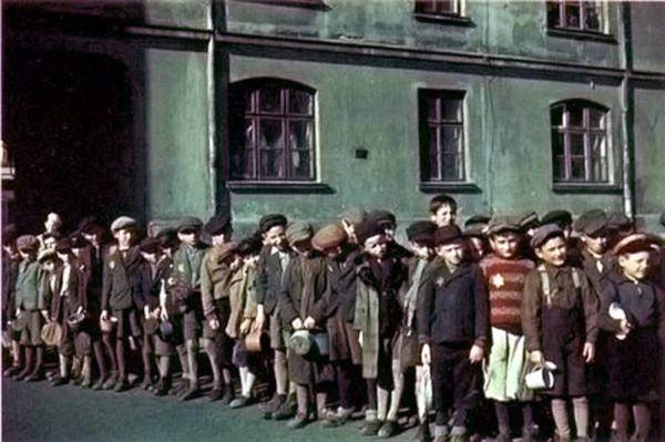 4 сентября 1942. Отдайте мне своих детей!