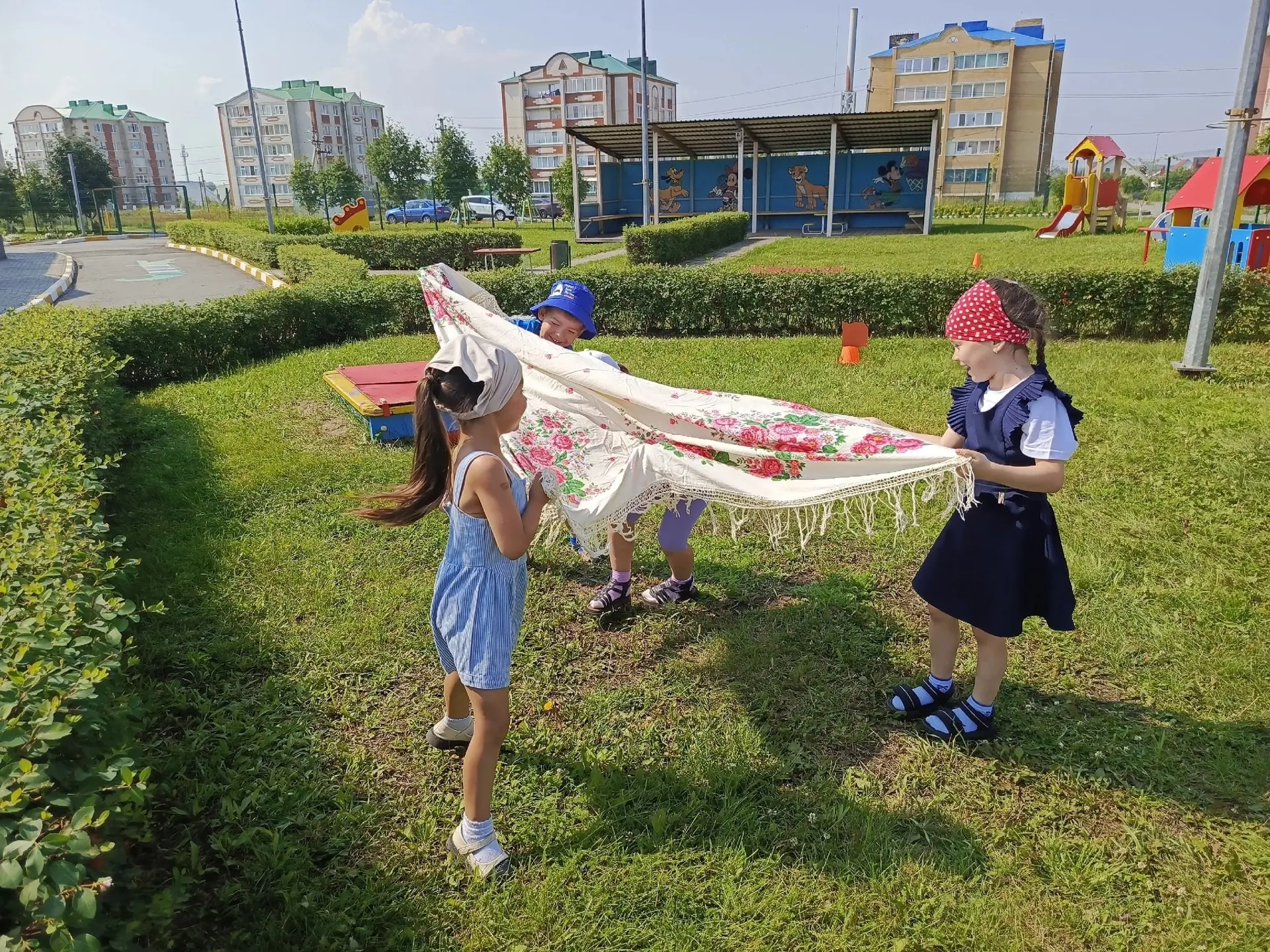 День радуги в нашем саду прошёл весело и задорно! 🌈🎉 Ребята погрузились в атмосферу радости и весе