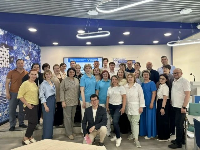 ✅В рамках инициатив национального проекта «Кадры» министерство образования Свердловской области совм