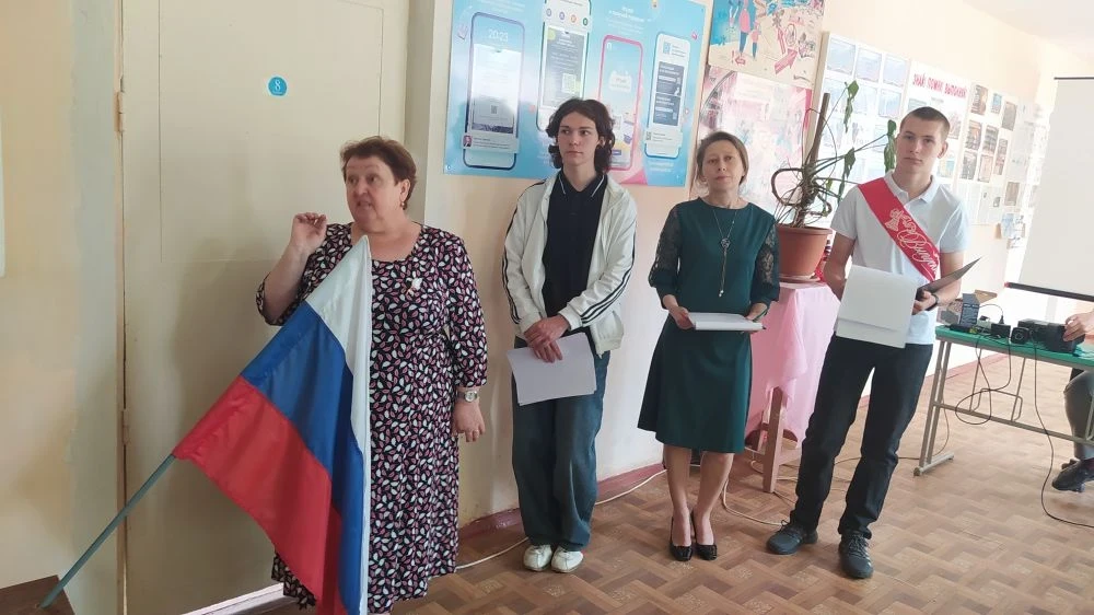 Вот и прозвенел последний звонок для выпускников 9 и 11 классов!