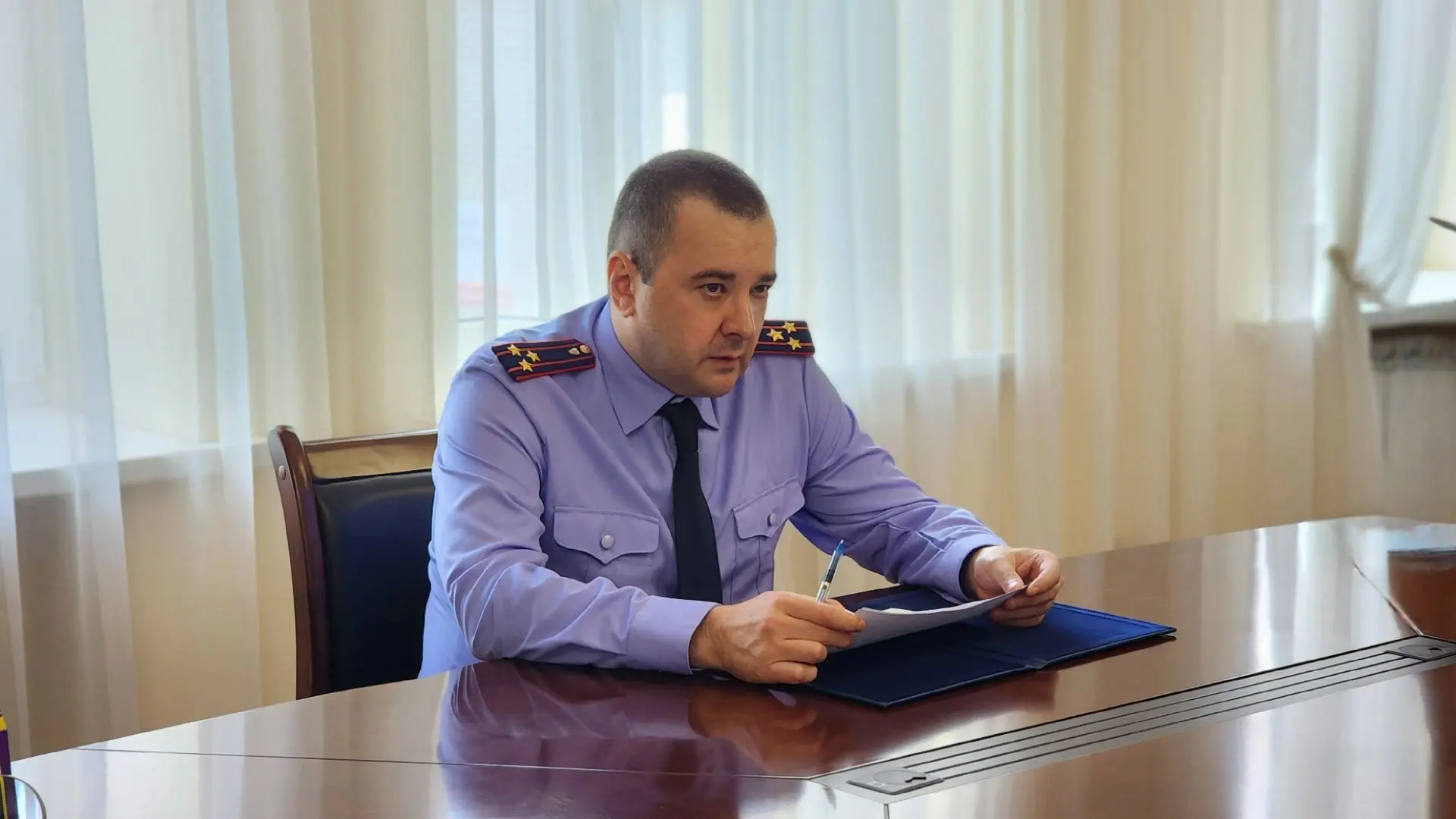 Руководитель следственного управления СК России по Карачаево-Черкесской Республике пров...