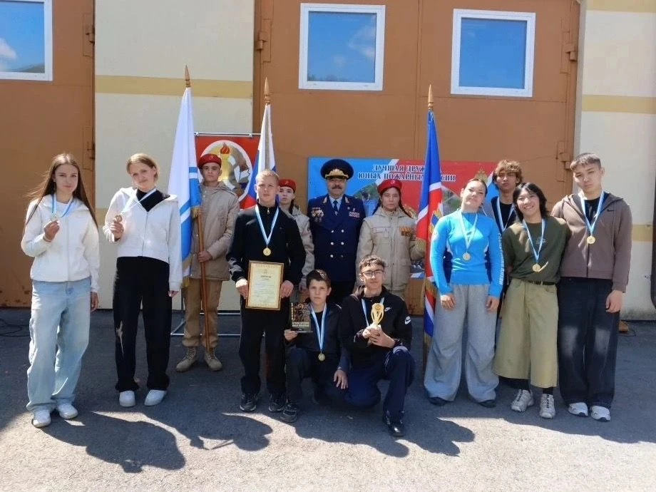 Поздравляем команду #МКОУКызылОзекскаяСОШ — активисты #ДвиженияПервых — одержали уверенную ПОБЕДУ  в