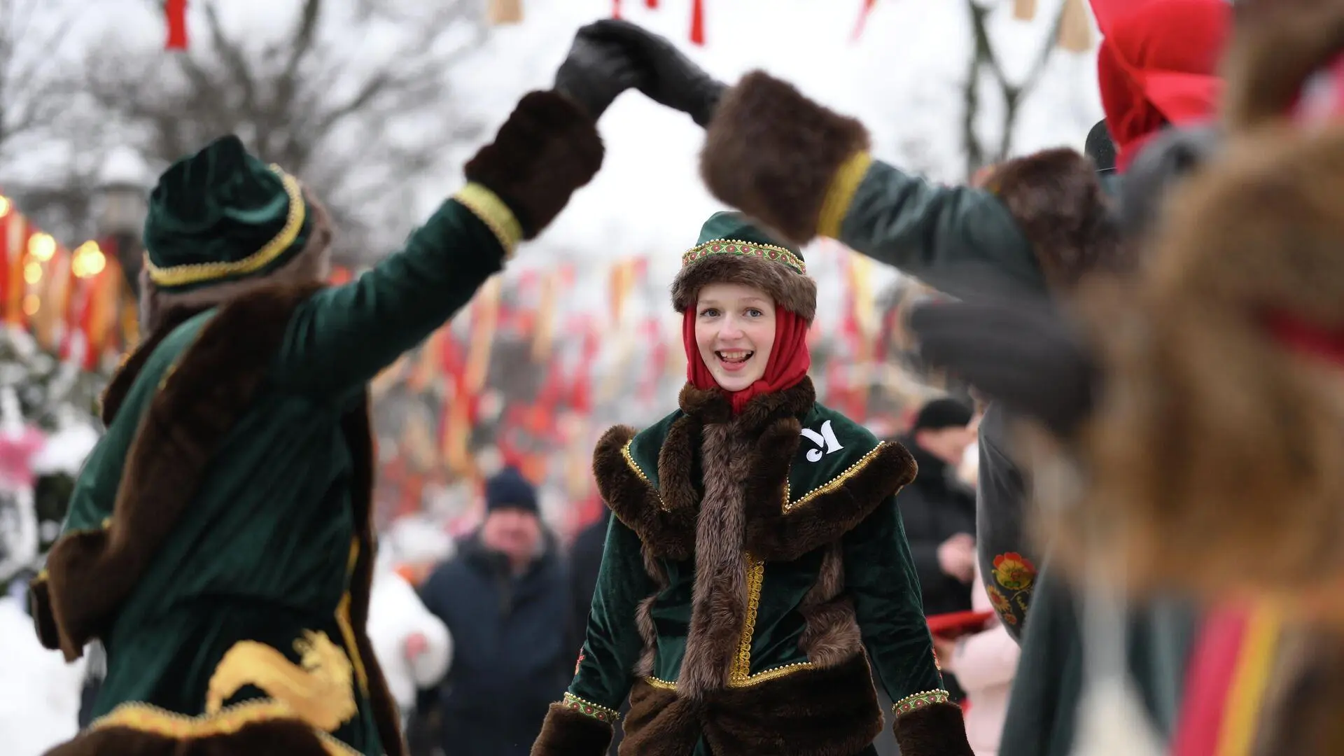 Приглашаем вас на традиционные масленичные гуляния! 21 февраля на территории МБОУ г. Ивантеевка "Гим