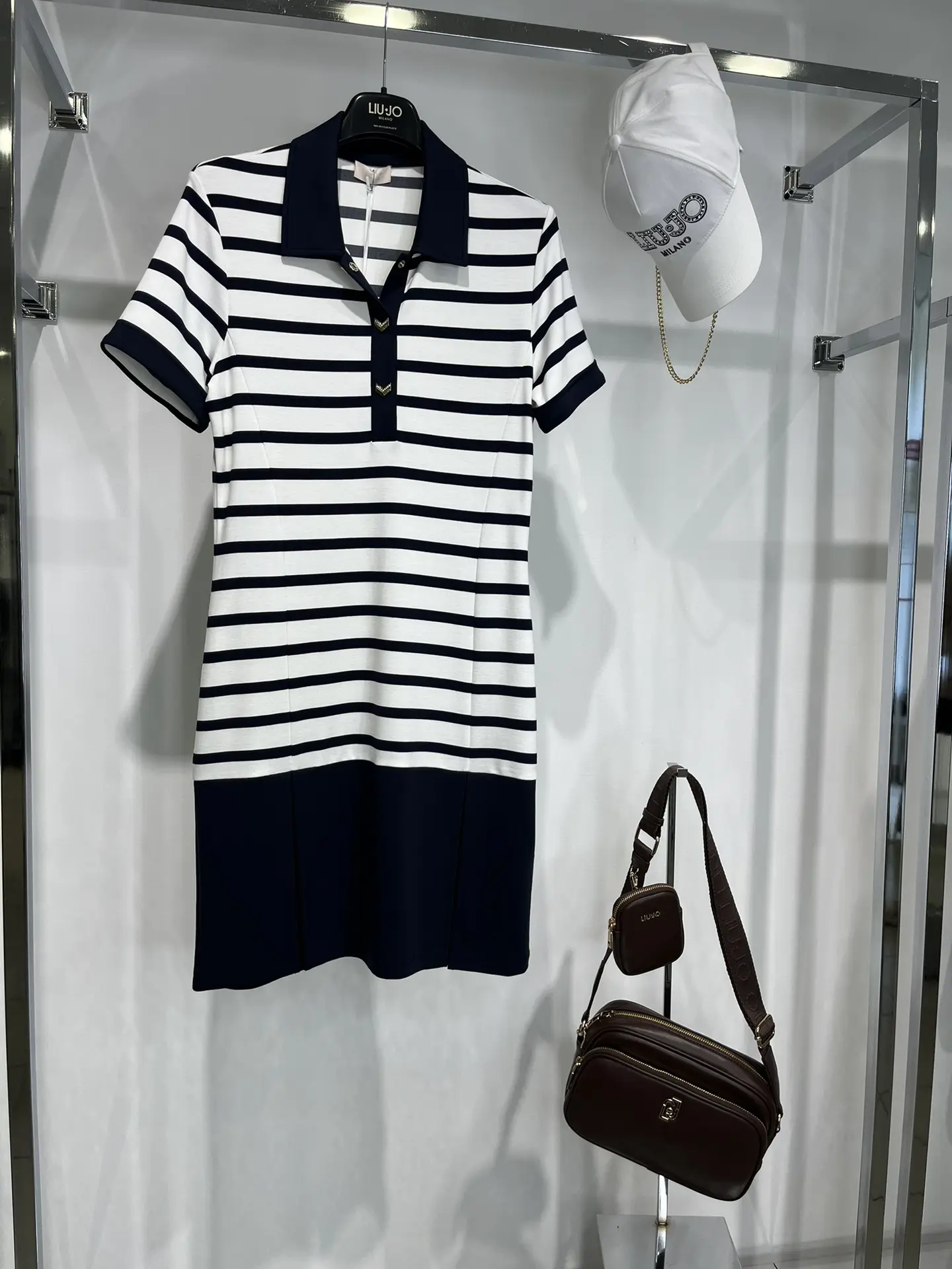 💛SALE🧡SALE❤️

Платье LIUJO 
12090 вместо 17270

Бейсболка LIUJO
Цена со скидкой 5750

Сумка LIUJO
