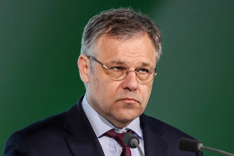 🤩 Нужно готовиться к затяжным боевым действиям на Украине, — МИД РФ

По словам посла по особым пору