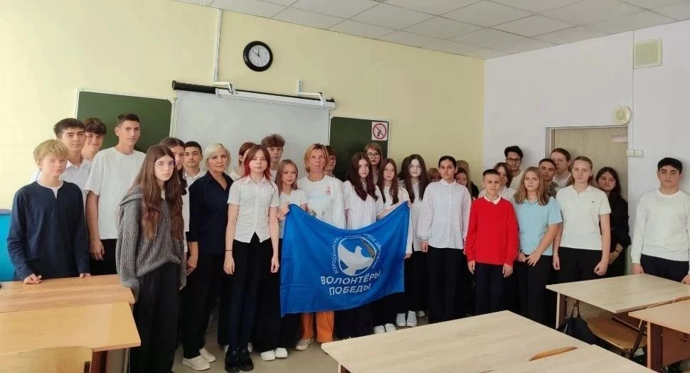 Сегодня в корпусе на Ольгинской прошла встреча обучающихся среднего и старшего звена с ...
