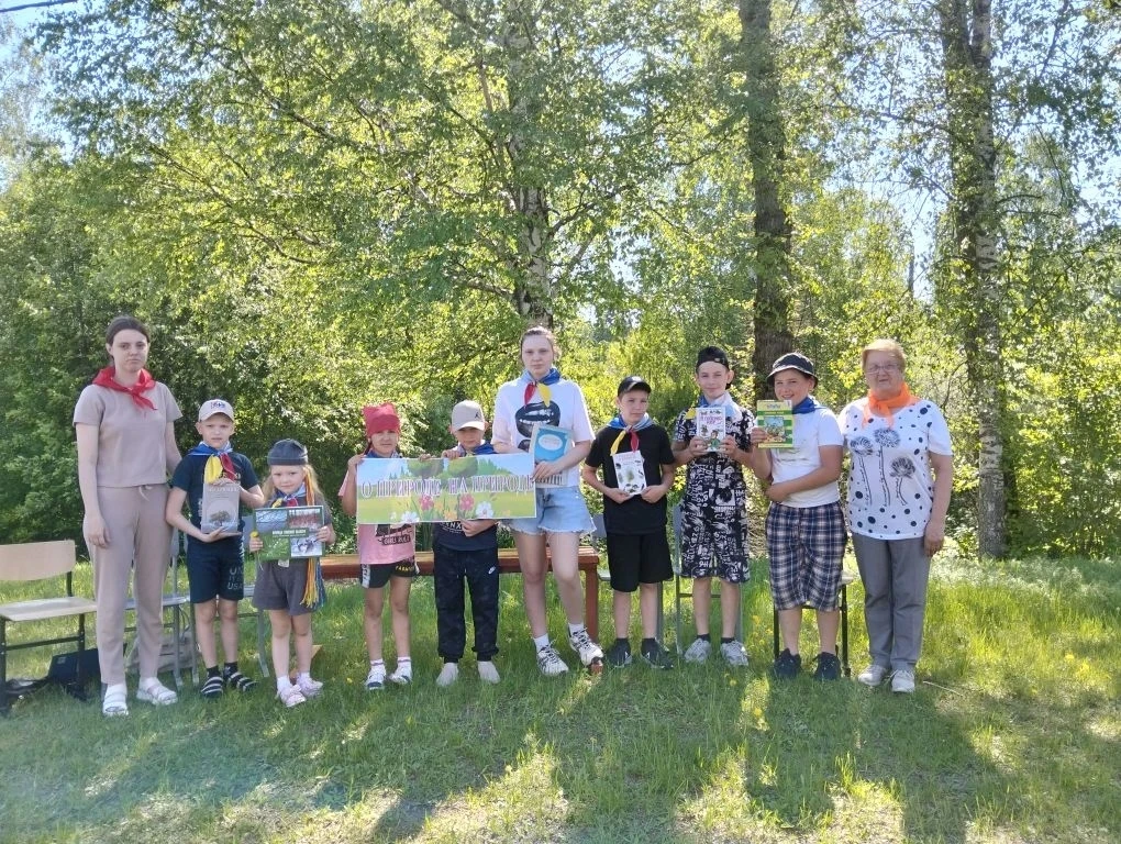Акция «О природе - на природе»
5 июня Тунгусовская сельская библиотека приняла участие в областной а
