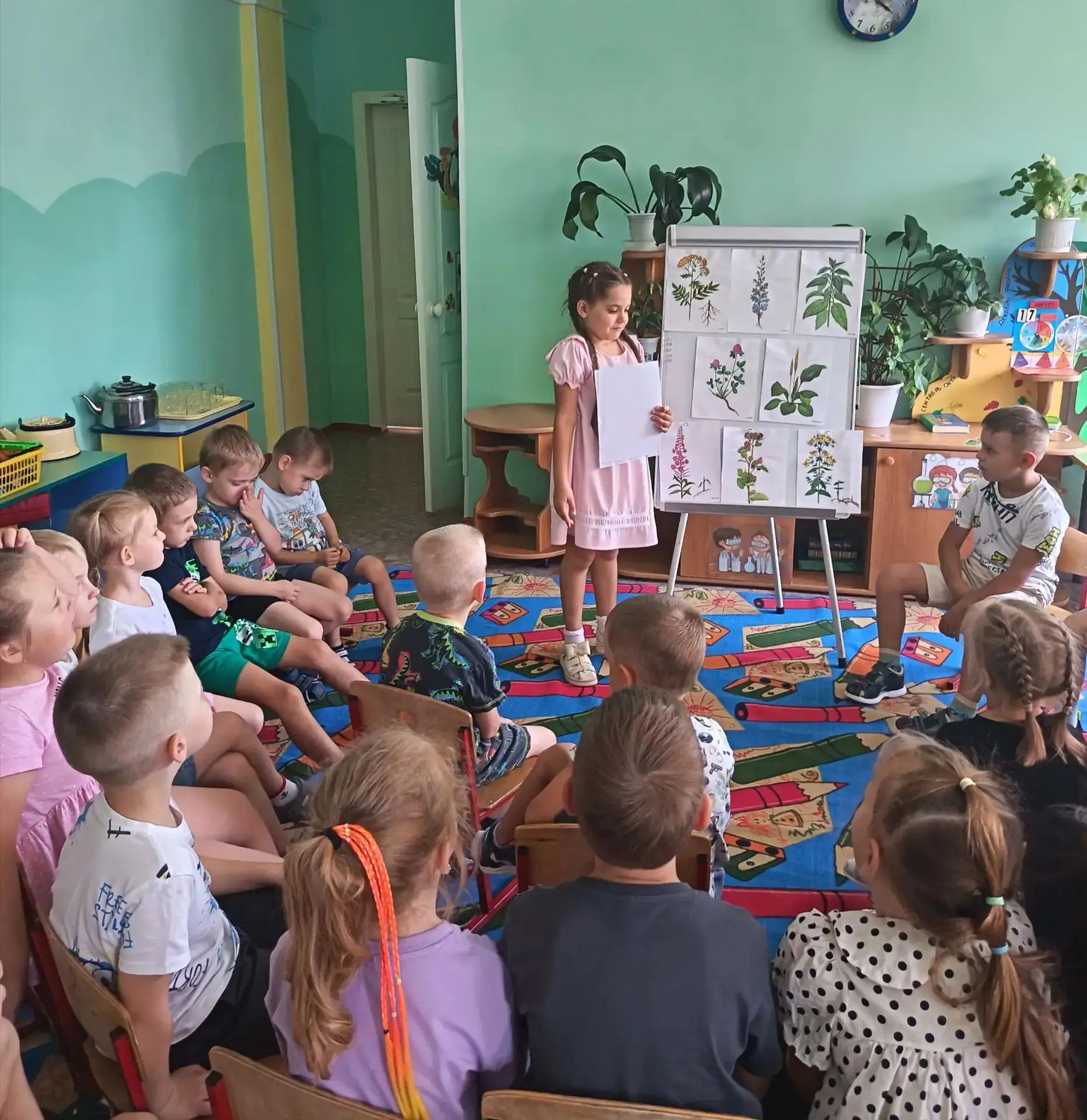 Воспитанники познакомились с миром лекарственных растений.