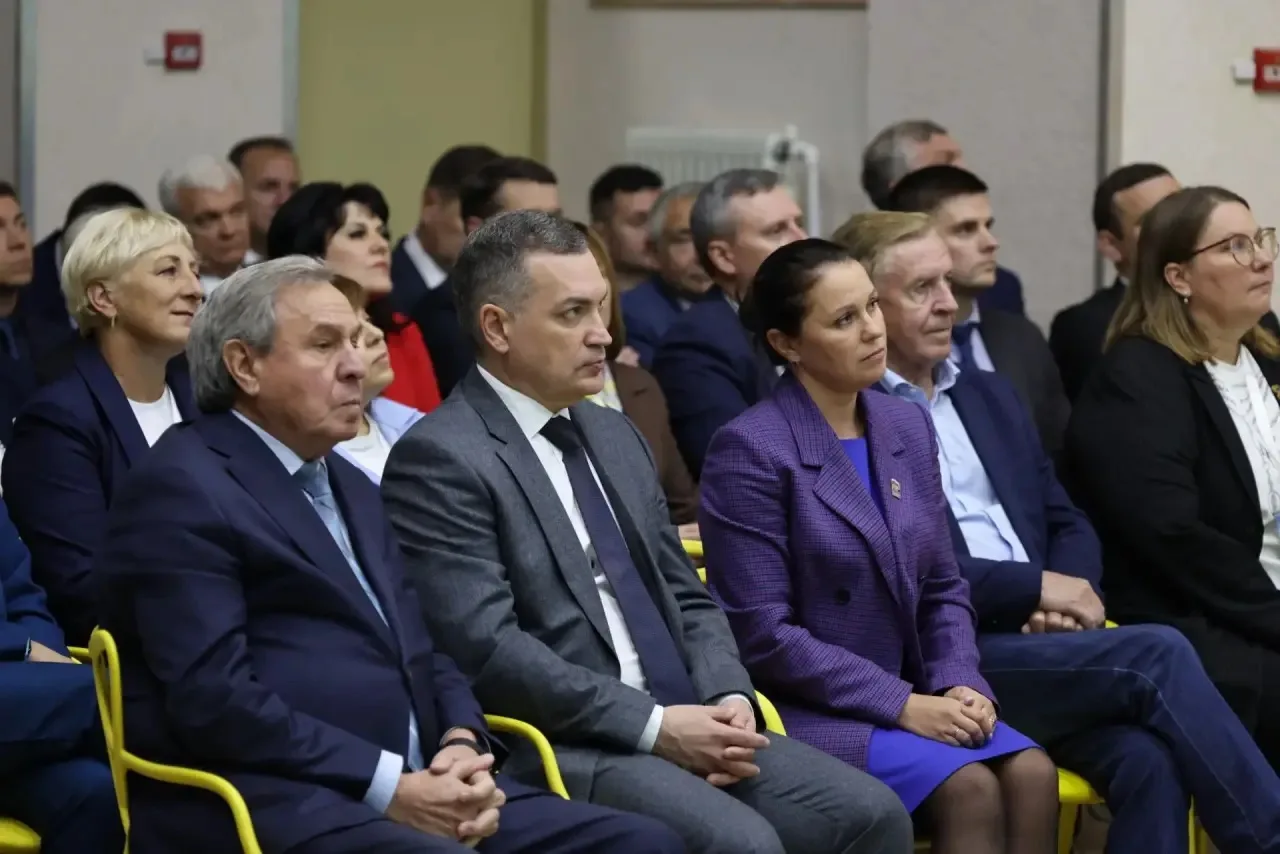 Принял участие в региональном форуме «Гражданский диалог — 2026».