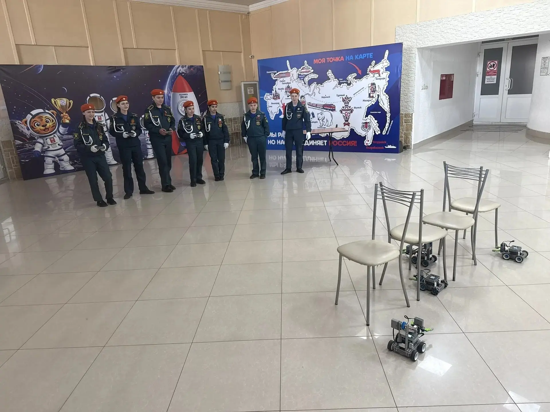✨🎮IT-КУБ В ДЕЛЕ. РОБОТЫ НА ПРАЗДНИКЕ ВЕСНЫ И ТРУДА 1 мая 2026 года на торжественном мероприятии, пос