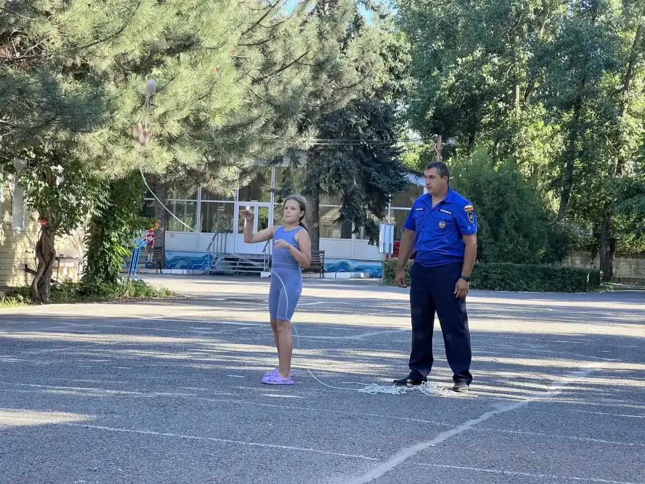 🌊 Безопасность на воде: спасатели провели занятия в детском лагере «Локомотив» 🌊13 ав...