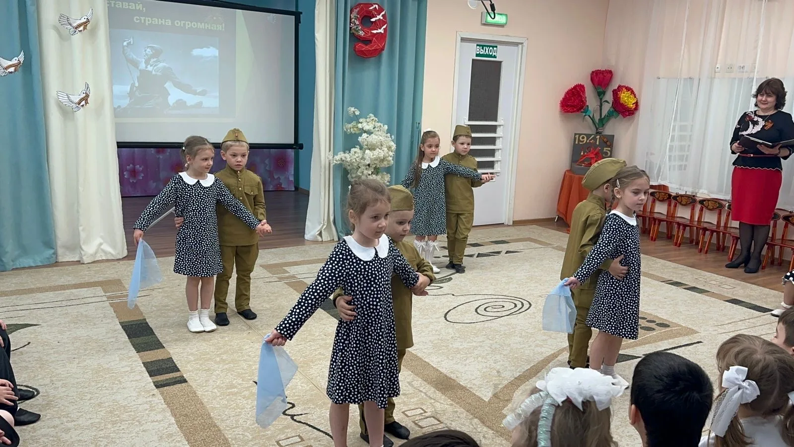 Утренник в детском саду 🎖  🙌🏻 В нашем дошкольном отделении по адресу: Мичуринский пр-т, д. 22, к. 2,
