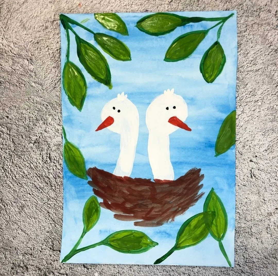 Рисуем аистят