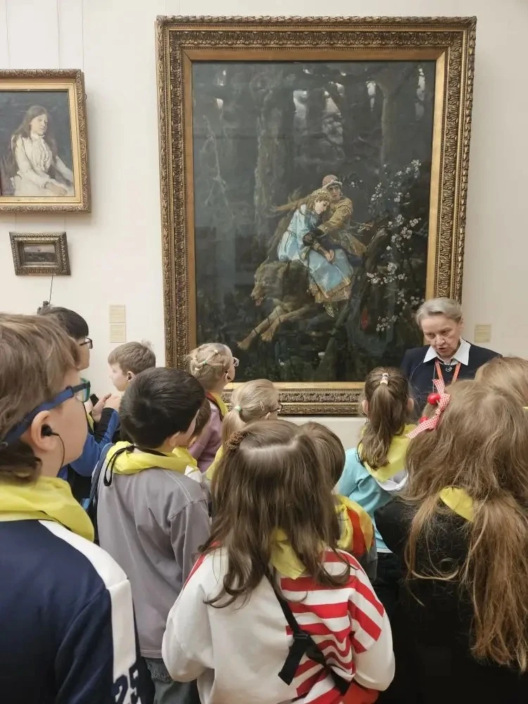 🎨 Мир сказки и мечты  🖼️ На каникулах ученики 2Б класса посетили Третьяковскую галерею. Экскурсия «М