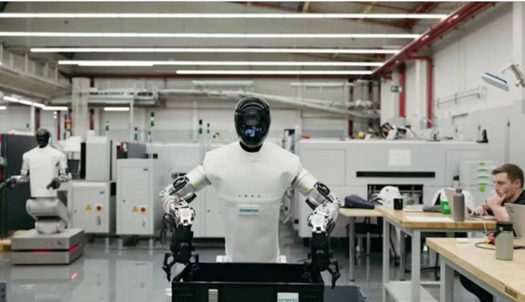 В Китае нанимают 2 000 человекоподобных роботов для пошива одежды

🧵 Jack Technology совместно с ко