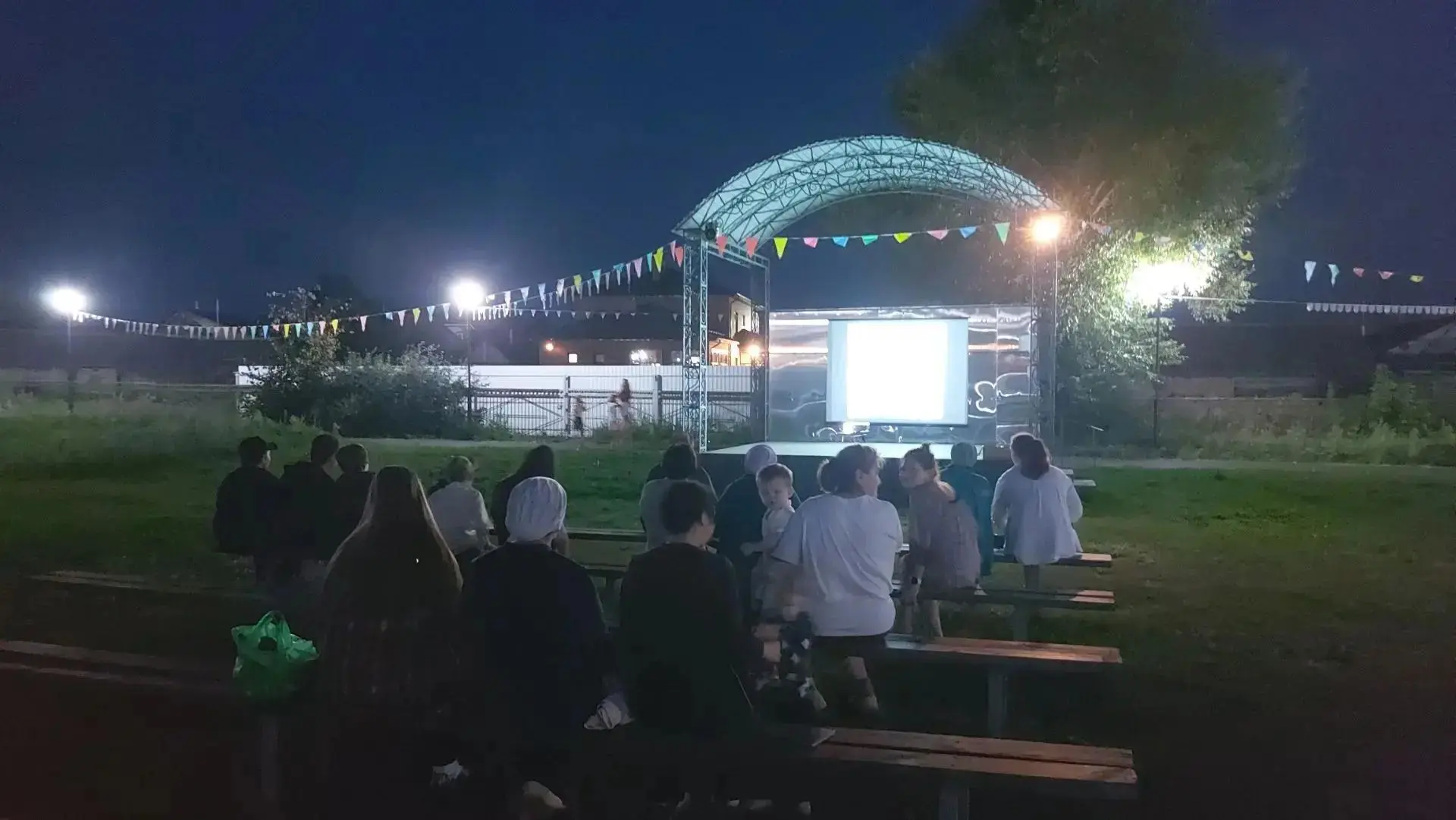 🎬 Кино под открытым небом !