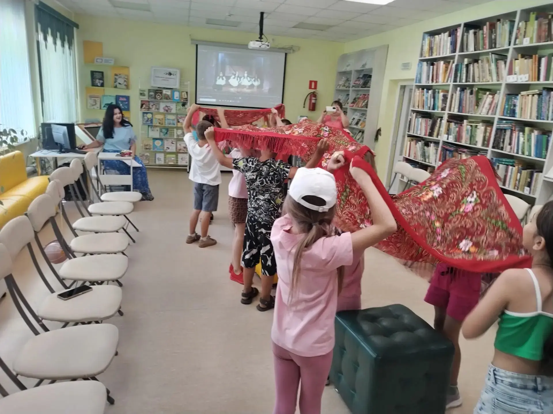 В День семьи, любви и верности 8 июля в пришкольном лагере «Искорка» на базе МКОУ Кумылженской СШ №1
