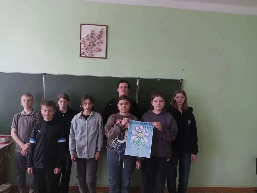 В рамках месячника по борьбе с туберкулёзом в Фомино-Негачевском филиале МБОУ СОШ с. Дм...