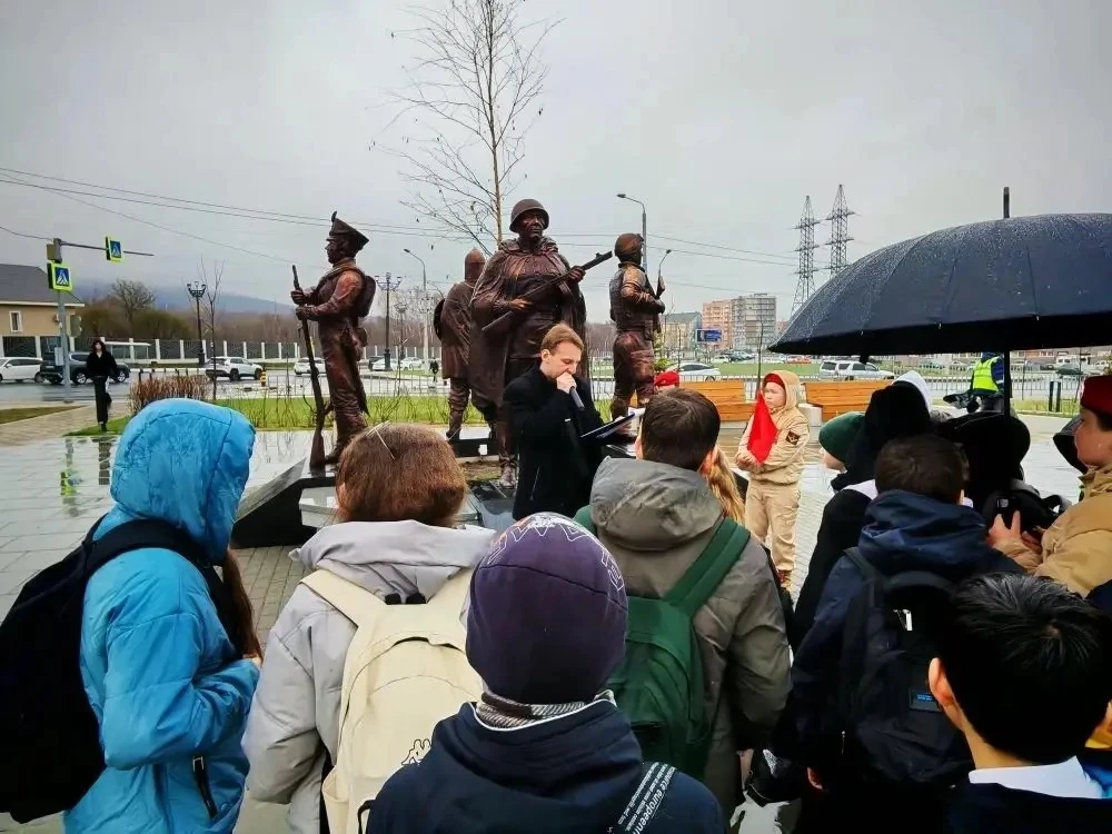 «От героев былых времён до современного подвига»  🎖 Урок мужества, посвящённый «Дню Победы в Великой
