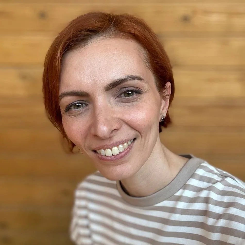 Дорогие, с 10 августа у меня появится одно место в регулярной работе.

Если вы думали о том, чтобы п