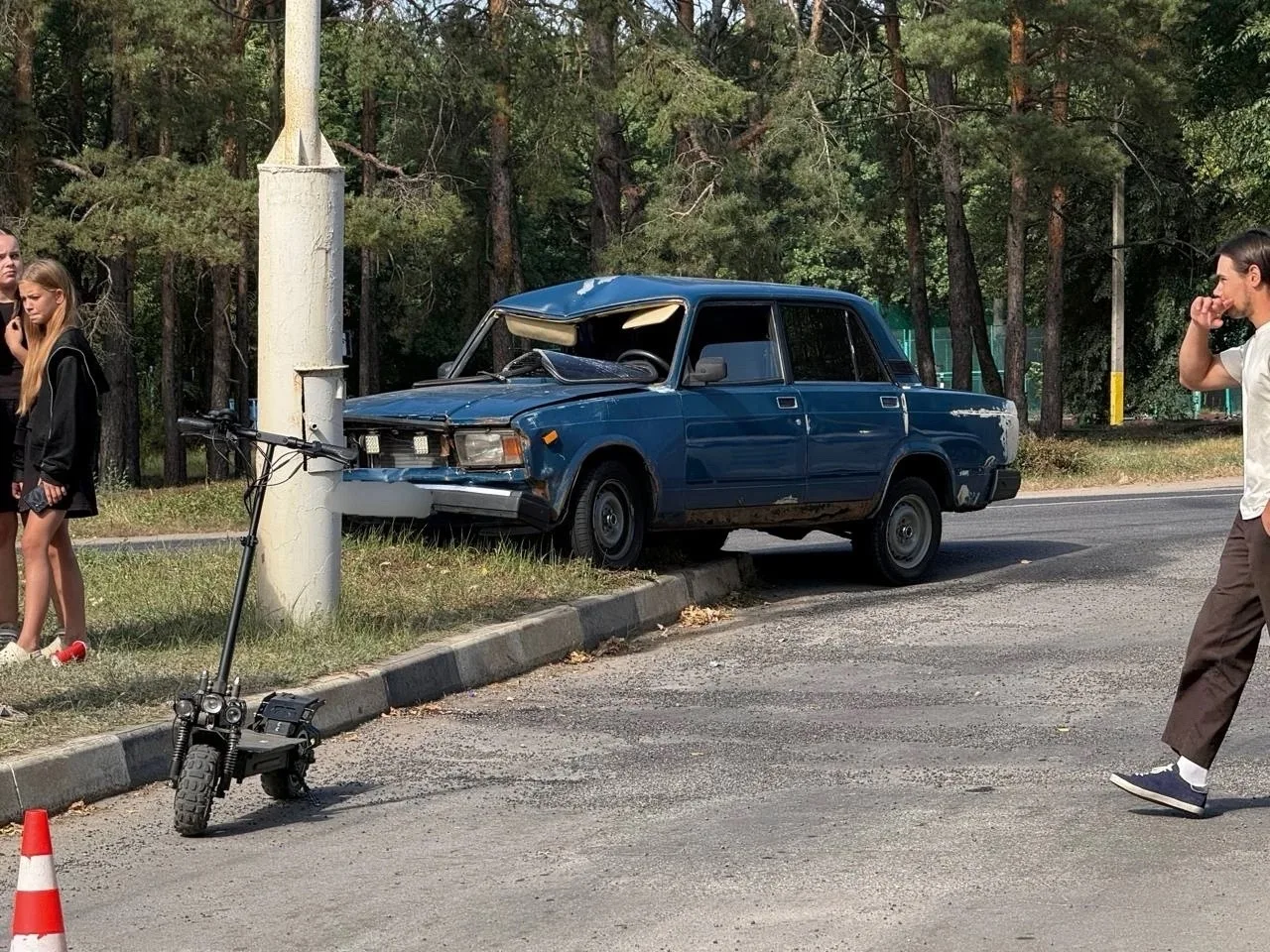 🛴 13-летний самокатчик попал в реанимацию после ДТП на улице Теплоэнергетиков.