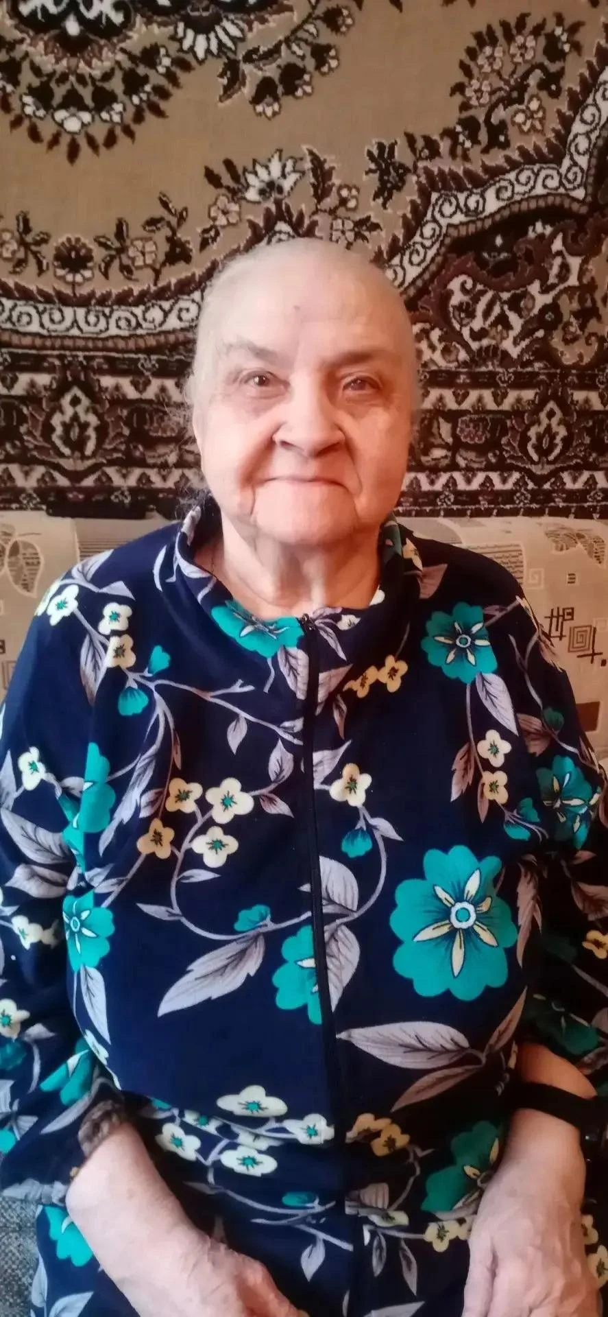 Сегодня особенный день — свой 85-летний юбилей отмечает Валентина Егоровна Тюрина. Гляд...
