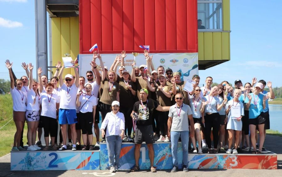 🐲 В Барнауле провели VI Кубок журналистов по гребле на лодках «Дракон»

На барнаульском гребном кан