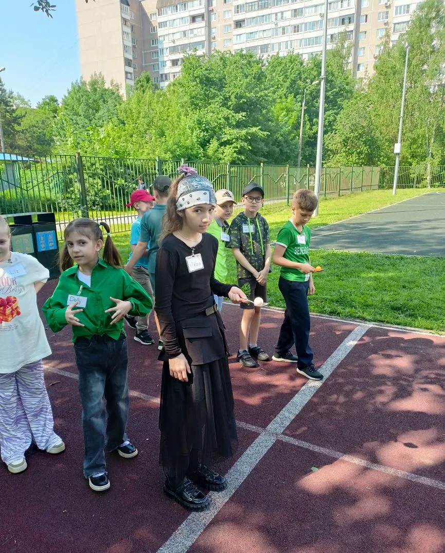🇬🇧 На последнем в этом учебном году уроке английского языка в 3 «Г» ребята превратились в англичан с