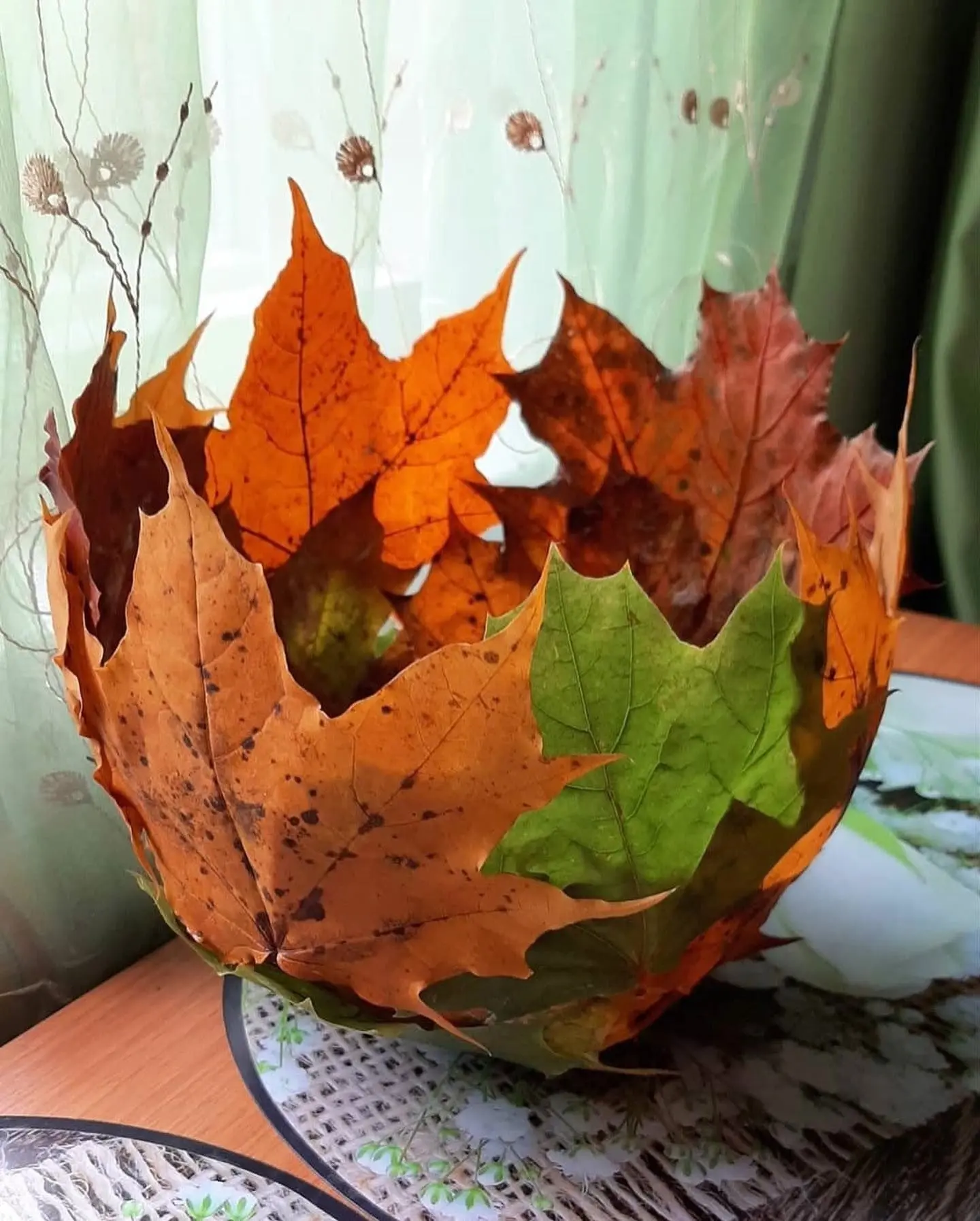 Вазочка из листьев 🍁