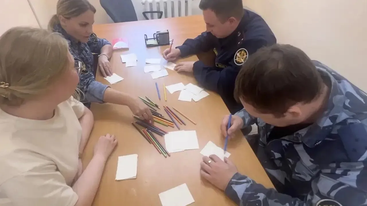 В УФИЦ №1 при ИК-32 проведен психологический тренинг с личным составом