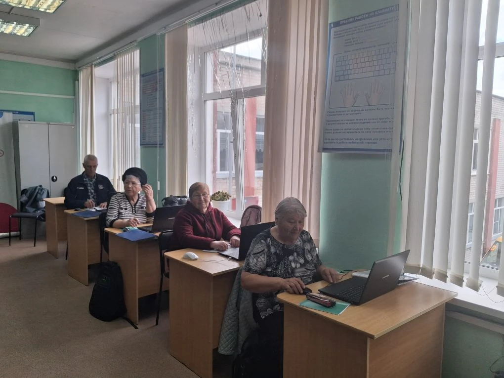 В рамках проекта партии "Единая Россия" "Старшее поколение" реализуется комплекс мероприятий, направ