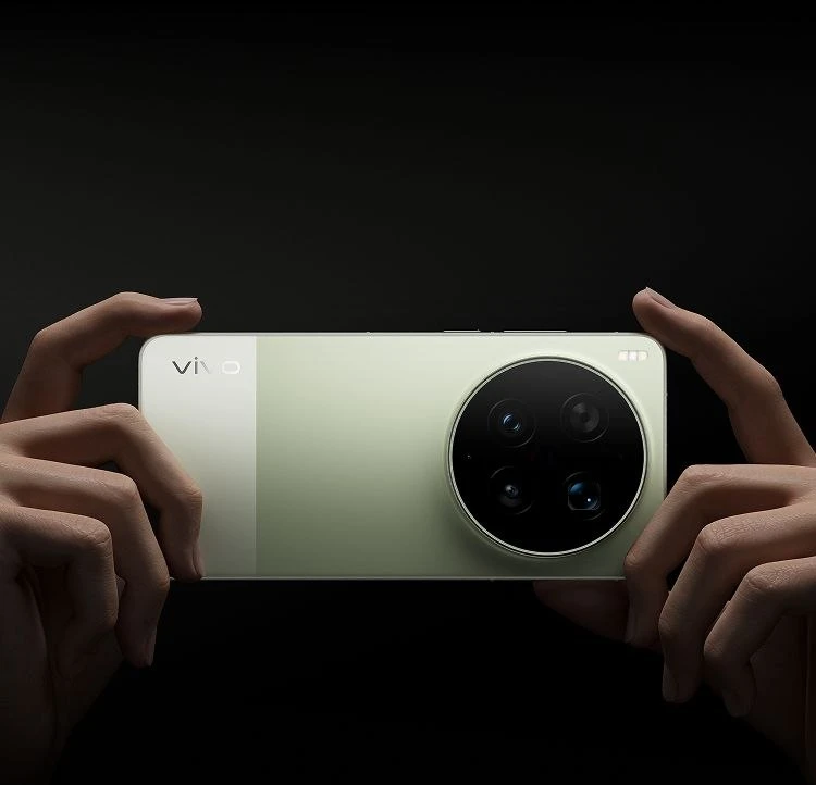 #AliExpress 

Ростест (EAC) версия флагманского камерофона VIVO X300 Ultra с лучшим шириком на рынке
